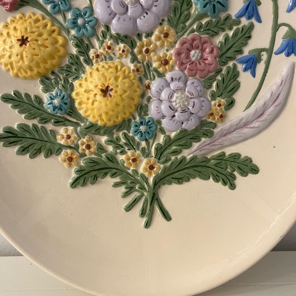 Vintage Atlantic Mold Floral 3D Wall Art Plaque Ceramic Pottery Creamy White - Picture 2 of 15